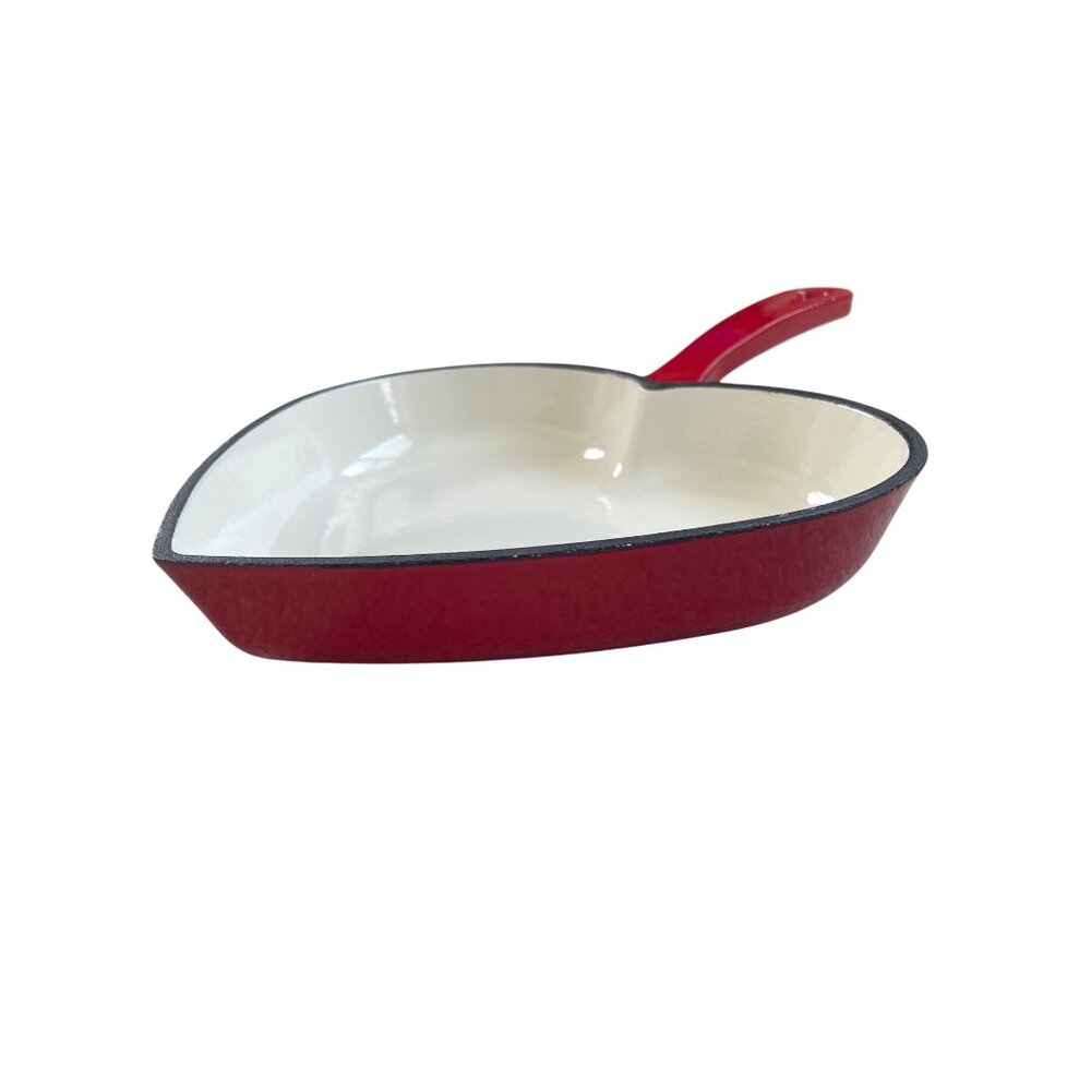 Smith & Clark Ironworks 9 in. Enameled Cast Iron Heart Valentine's Day Skillet - Picture 2 of 4